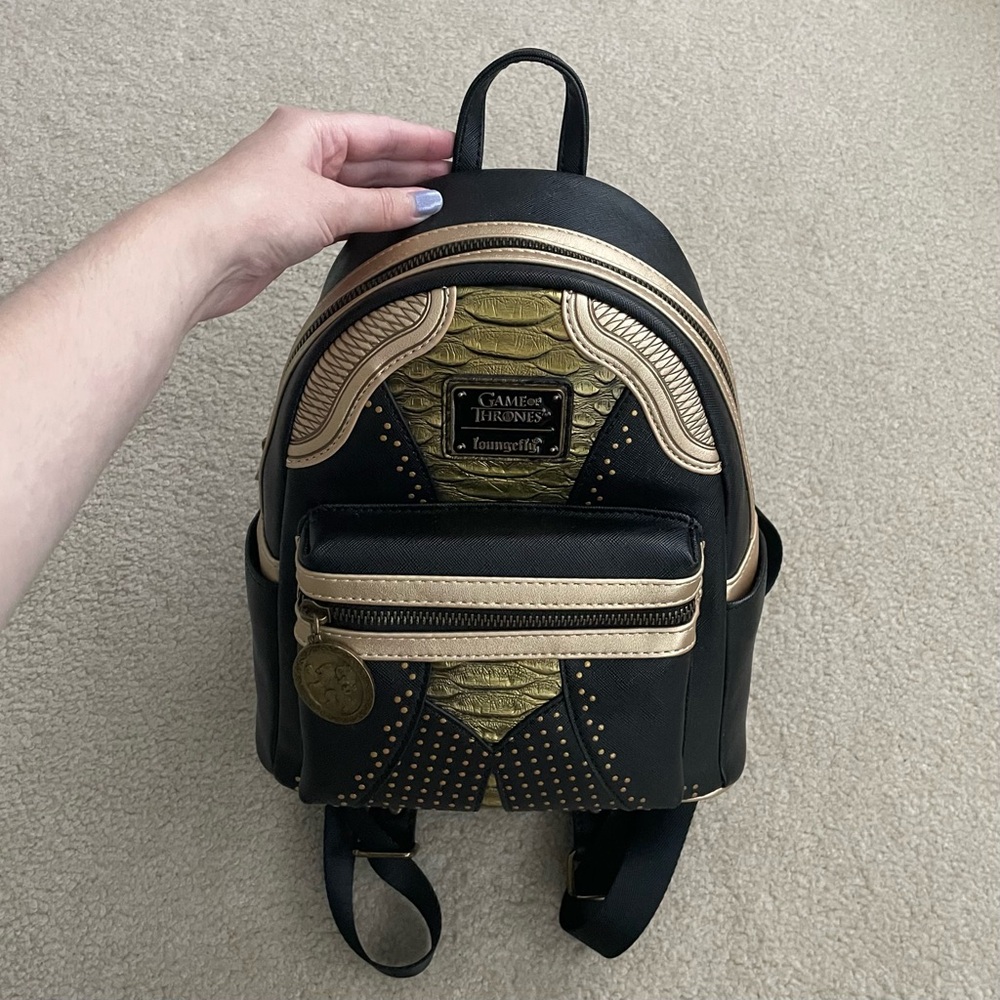 Loungefly Game of Thrones Queen Cersei Lannister Cosplay Mini Backpack - Picture 9 of 16